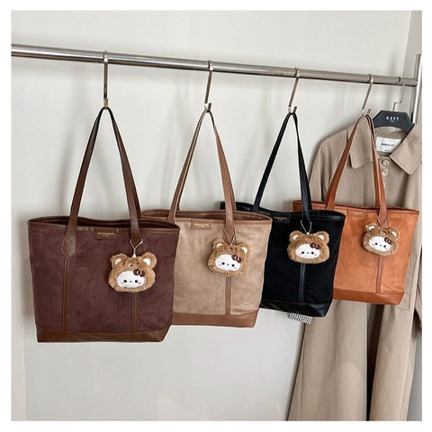 Vintage PU Leder Tote Bag Für Damen Große Kapazität Schultertasche Mit Kontrastnähten Und Bär Anhänger Tägliche Pendeltasche Handtasche