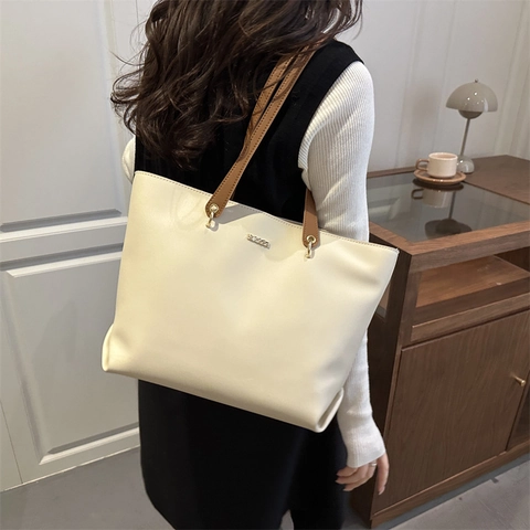 Large Capacity PU Leather Tote Bag For Women Minimalist Fashion Shoulder Bag Trendy Casual Commuting Handbag Solid Color