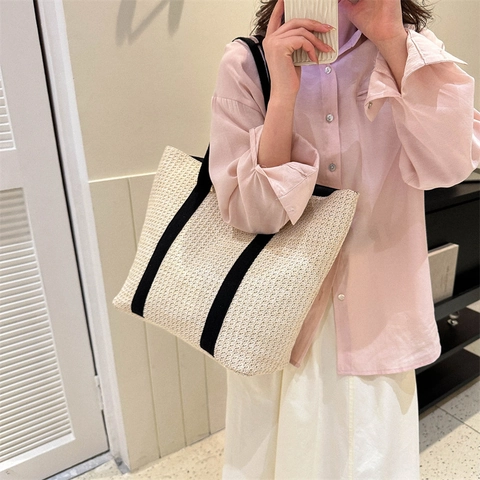 Summer Fashion Large Capacity Straw Woven Tote Bag For Women Casual Beach Shoulder Bag Handbag With Contrast Canvas Handles