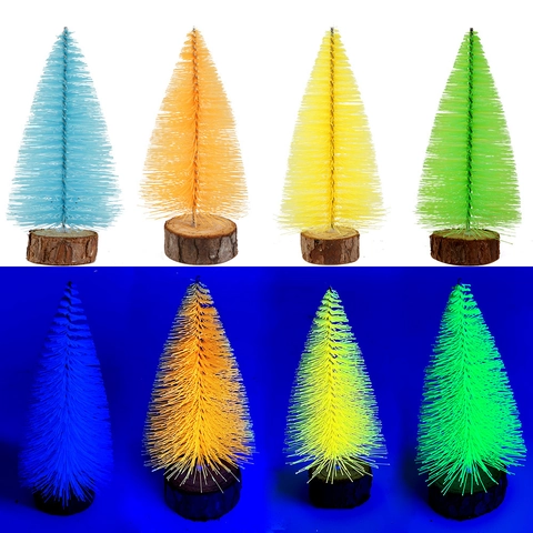 Mini Künstliche Fluoreszierende Weihnachtsbaum-Ornamente Mit Holzsockel Kiefernnadel Bunte Flaschenbürstenbäume Für Desktop Urlaub Party Deko