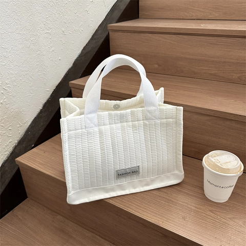 Mode Dames Gewatteerde Tote Bag Grote Capaciteit Polyester Schoudertas Casual Streetstyle Handtas Voor Dagelijks Gebruik