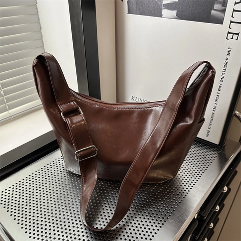 Borsa Tote Hobo in Pelle PU da Donna Grande Capacità Borsa a Tracolla Vintage Minimalista Con Tracolla Larga Regolabile Borsa a Mezzaluna