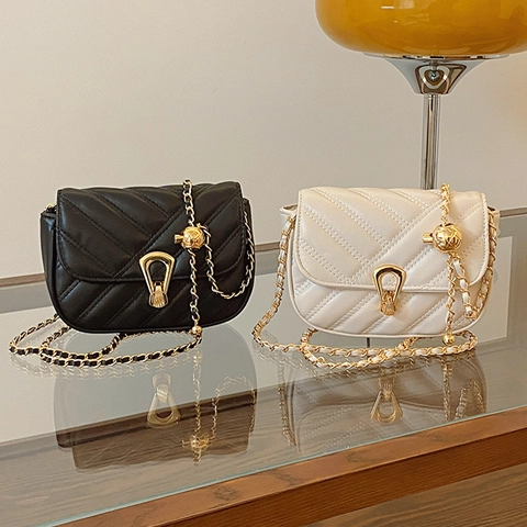 Women Quilted Chain Small Square Bag Fashion PU Leather Crossbody Bag With Adjustable Gold Ball Chain Lock Shoulder Bag