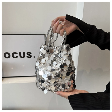Women Sequin Bucket Bag Shiny Round Large Sequins Crossbody Shoulder Purse Metal Chain Strap Party Night Out Niche Trendy