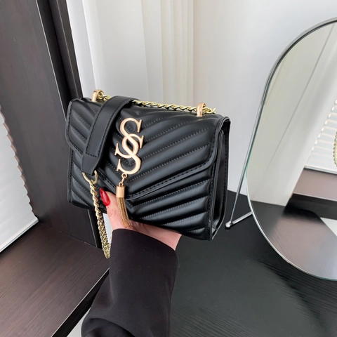 Women Chevron Quilted Chain Crossbody Bag Fashion Tassel Faux Leather Small Square Shoulder Bag Metallic Lock Elegant Daily Handbag