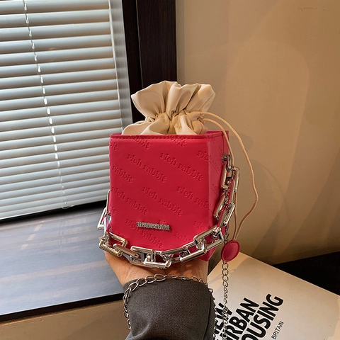 Petit Sac Seau Femme Cuir PU Sac à Épaule Cube Chaîne Argentée Cordon de Serrage Sac Bandoulière Élégant Messager Gauffré