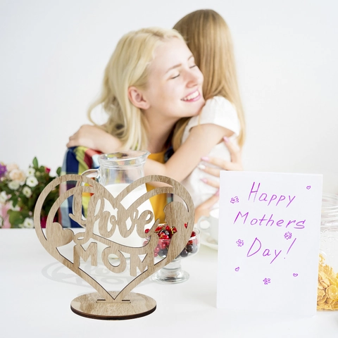 Mother's Day Father's Day Wooden Heart Ornament Laser Cut Best Dad Love Mom Table Decoration Natural Wood Hollow Plaque