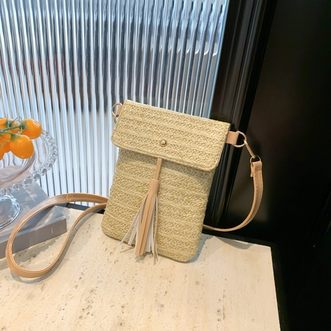 Women Casual Straw Woven Mobile Phone Crossbody Bag With Tassel Small Square Bag For Summer Vacation Beach Fashion Handbag