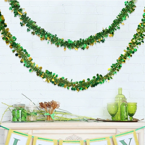 Ghirlanda di Tinsel per San Patrizio Verde Oro Trifoglio Decorazione Festival Irlandese Lungo Tinsel Metallico per Festa Casa Soffitto Parete