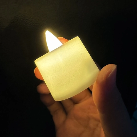 LED Electronic Candle Light Flameless Warm Yellow LED Tea Light Battery Operated Simulation Candle For Festival Party Wedding Decoration