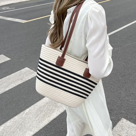 Fashion Woven Stripe Tote Bag Large Capacity Casual Beach Shoulder Bag With Synthetic Leather Strap Summer Handbag For Women