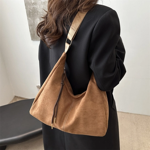 Large Capacity Women Faux Suede Hobo Bag Vintage Minimalist Shoulder Bag With Contrast Stitching Adjustable Wide Strap Daily Tote
