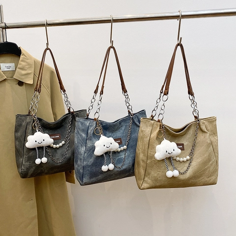 Bolso Tote de Cuero PU de Gran Capacidad para Mujer Color Sólido Estilo Callejero Bolso de Hombro Con Cadena de Perla Artificial y Colgante de Nube