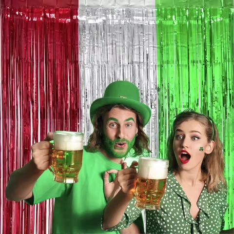 St Patrick's Day Tenda a Frange Rosso Argento Verde Lamina Metallica Sfondo Porta per Decorazione Festa Irlandese Casa Celebrazione