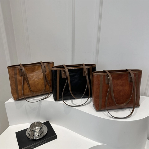 Vintage PU Leer Tote Bag Grote Capacità Dames Schoudertas Minimalistisch Streetstyle Forenzen Handtas Veelzijdige Okseltas