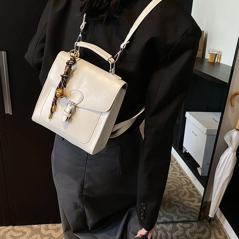 Mochila de Cuero PU Vintage para Mujer Bolso Cuadrado Pequeño con Solapa y Hebilla de Doble Uso Bolso de Hombro Casual