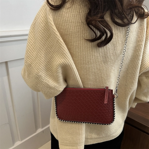 Women's Trendy PU Leather Woven Texture Chain Crossbody Bag Fashion Casual Shoulder Small Square Phone Purse With Rivet Decor