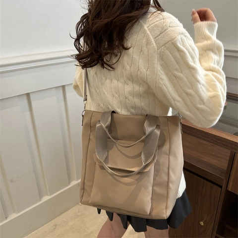 Sac Fourre-tout en Toile de Grande Capacité pour Femmes Sac à Bandoulière Minimaliste Avec Poche à Rabat et Bandoulière
