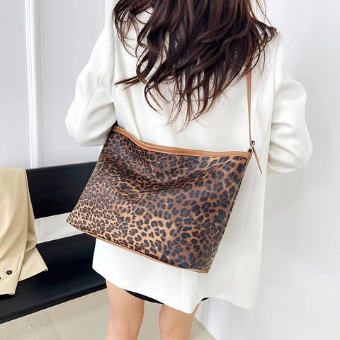 Damen Mode Leopardenmuster PU Leder Tote Bag Große Kapazität Lässige Umhängetasche Für Arbeit Reise Trendy Pendler Tasche