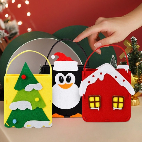 Cartoon Christmas DIY Gift Bag Non-Woven Fabric Candy Handbag Santa Snowman Reindeer Penguin For Holiday Kids Party Decorations