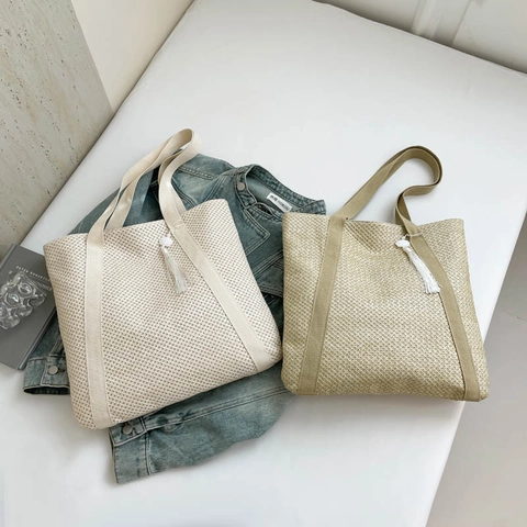 Große Kapazität Gewebte Tragetasche Mode Damen Koreanischen Stil Stroh Strandtasche Schultertasche Mit Quaste Dekor
