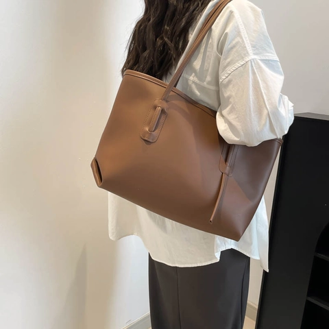 Minimalist PU Leather Tote Bag Large Capacity Shoulder Handbag For Women Commuter College Student Daily Solid Color Handbag