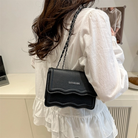 Vintage PU Leather Small Square Bag For Women Wave Edge Flap Shoulder Crossbody Bag With Metal Ball Chain Strap Solid Color Bag