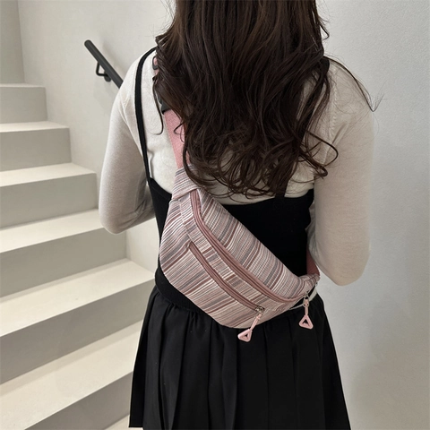 Bolso de Pecho de Lona a Rayas para Mujer Plisado Color de Contraste Gran Capacidad Minimalista Japonés Riñonera Casual