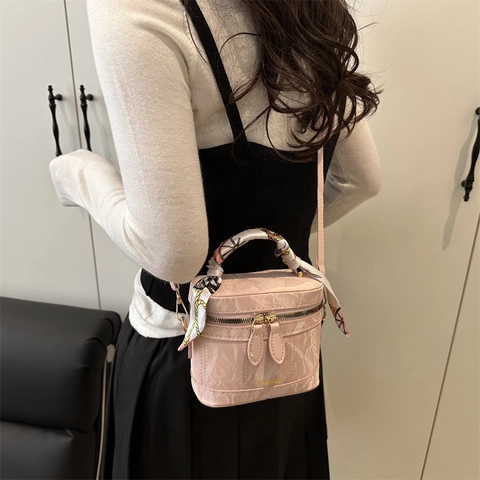 Women's Trendy Mini PU Leather Bucket Bag Marble Pattern Shoulder Bag With Silk Scarf Handle And Plush Charm Handbag