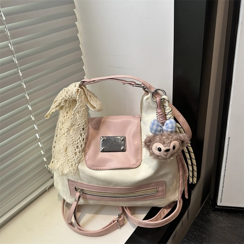 Sac à Épaule en Cuir PU Contrasté Avec Nœud en Dentelle et Pendentif en Peluche Sac Cabas Doux Kawaii pour Femmes Casual