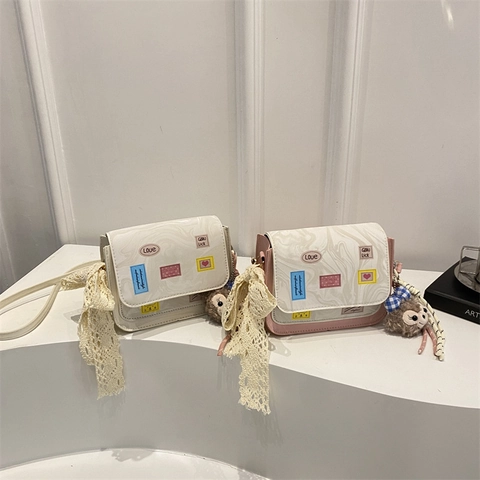 Sac à Bandoulière Doux pour Femmes en Cuir PU Texture de Marbre Mode Autocollants de Dessins Animés Petit Sac Carré Avec Nœud en Dentelle