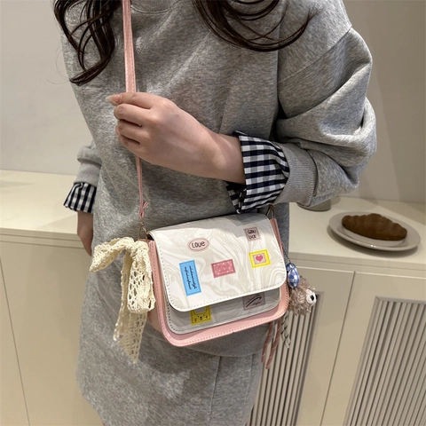Sac à Bandoulière Doux pour Femmes en Cuir PU Texture de Marbre Mode Autocollants de Dessins Animés Petit Sac Carré Avec Nœud en Dentelle