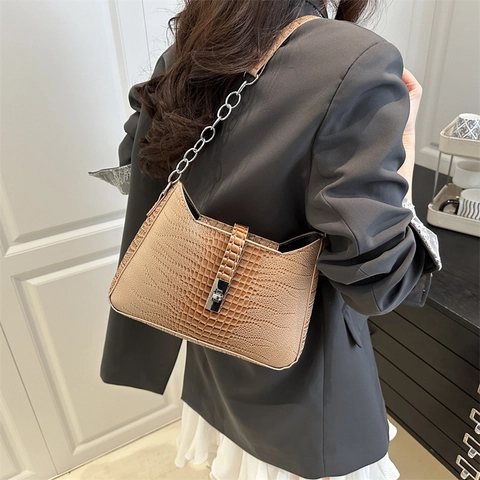 Sac à Épaule en Cuir PU pour Femmes Motif Crocodile Chaîne Sac Sous le Bras Serrure Argentée Rétro Élégant Quotidien Navette