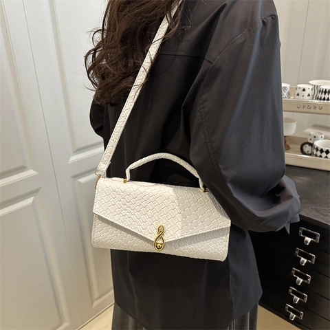 Nischendesign Mode Damen Umhängetasche 2025 Frühling Einfache Kleine Quadratische Tasche Trendige Handtasche Elegante Metalle Schloss Crossbody Tasche
