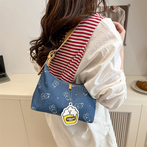 Women Casual Denim Shoulder Bag Bear Print Cartoon Charm Trendy Small Square Crossbody Bag Blue Jean Underarm Bag For Daily
