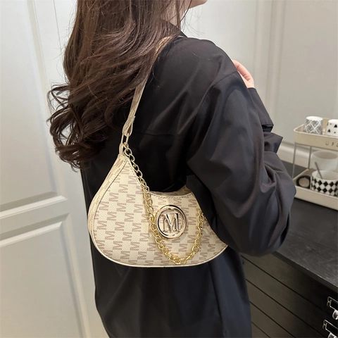Vintage PU Leather Underarm Bag For Women Letter Print Shoulder Bag With Gold Chain Fashion Hobo Bag Solid Color Square Handbag