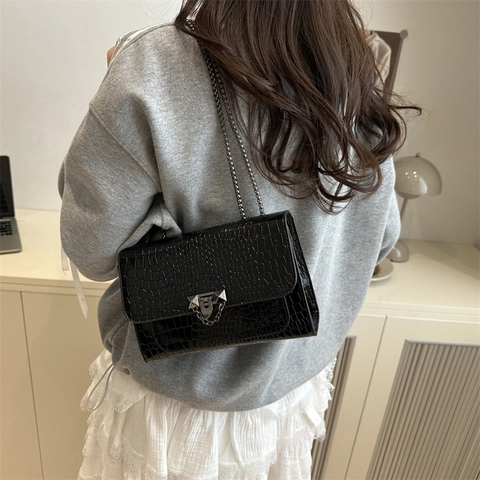 Bolso de Hombro Cruzado para Mujer de Cuero PU con Relieve de Cocodrilo Cadena de Metal Bolso Cuadrado de Moda
