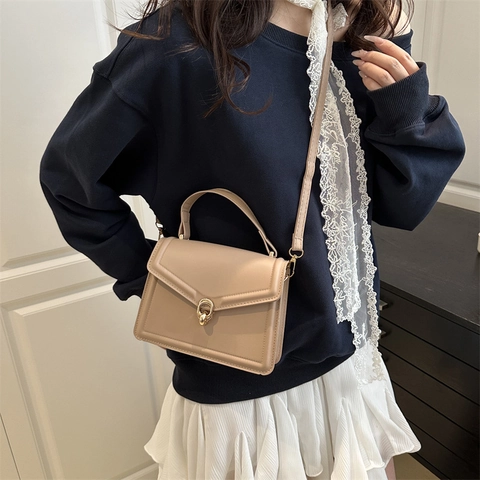 Damen PU Leder Schulter Umhängetasche Minimalistisch Einfarbig Kleine Quadratische Tasche Mit Goldenem Metallschloss Verstellbarem Riemen