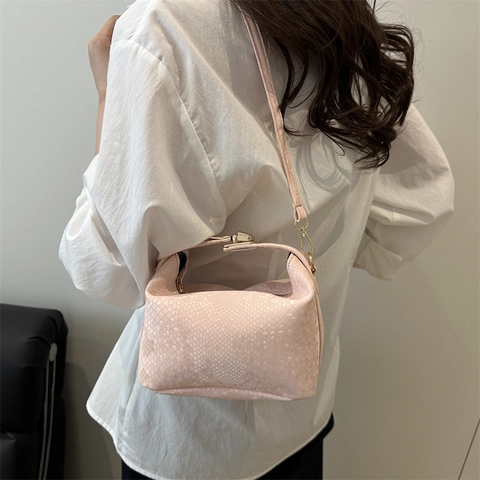 Niche Design Women Snake Pattern PU Leather Crossbody Bag Fashion Gold Lock Small Square Handbag Casual Summer Shoulder Bag