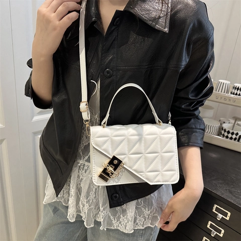 Retro Quilted PU Leather Small Square Crossbody Bag For Women Fashion Simple Solid Color Shoulder Bag With Metal Lock