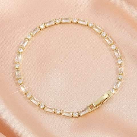 Elegante Tennis Armband Met Roze Rechthoekige Zirkoon En Ronde Witte Zirkoon Koperen Metalen Sieraden Voor Dames