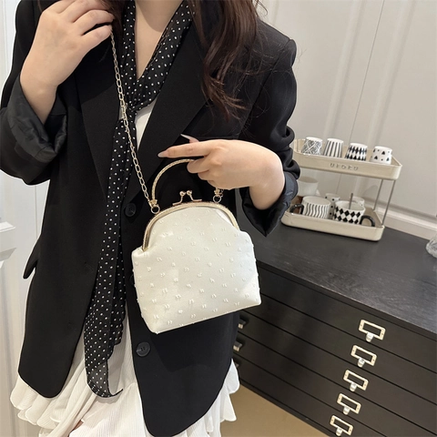 Petit Sac Bandoulière Vintage en Cuir PU pour Femme Forme Coquille Avec Fermoir Kiss-Lock et Poignée en Métal