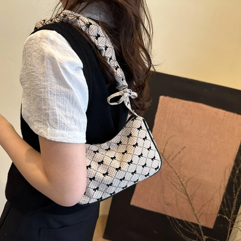 Vintage Gingham Bow Print Underarm Bag For Women French Style Ruched Strap Canvas Tote Bag Sweet Fashion Handbag