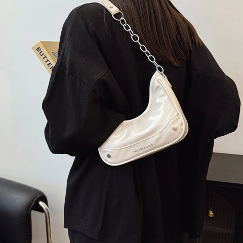 Fashion PU Leather Hobo Underarm Bag For Women Trendy Chain Rivet Shoulder Bag Stylish Solid Color Dumpling Bag Daily Carry