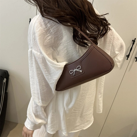 French Vintage Women Crescent Underarm Bag PU Leather Silver Metal Bow Decoration Shoulder Bag Daily Fashion Handbag