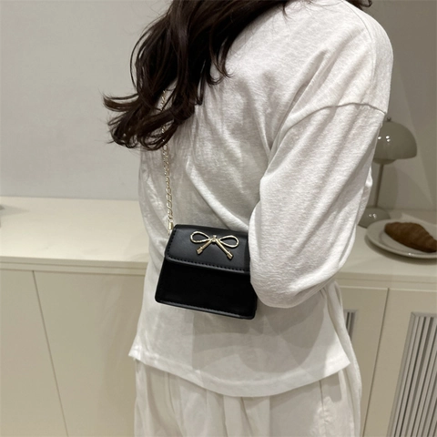 Borsa a Tracolla da Donna Mini Fiocco in Pelle Sintetica Tinta Unita Piccola Borsa Quadrata Elegante Catena in Metallo