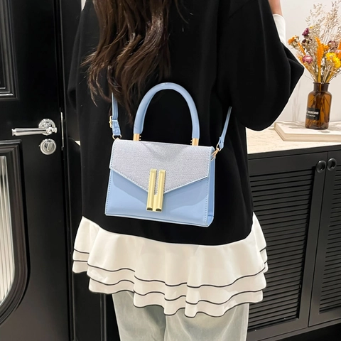 Bolso de Hombro Cuadrado de Cuero PU para Mujer Moda Color de Contraste Bolso de Mano con Solapa y Hebilla de Metal
