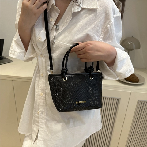 Damen Mode Schlangenhaut-Textur PU Leder Eimertasche Goldbuchstaben Handtasche Lässige Schulter Umhängetasche Elegante Tasche