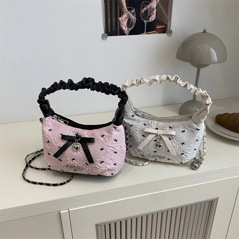 Borsa a Secchiello Dolce Donna con Fiocco Manico a Nuvola Plissettato Pendente a Cuore Catena Tracolla Borsa Trapuntata Moda