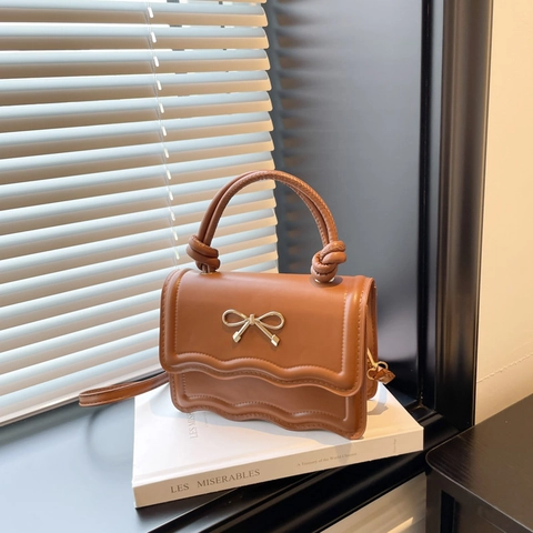 Sac Bandoulière Élégant pour Femme en Cuir PU avec Nœud Bord Festonné Sac à Main Style Coréen Sac Carré à l'Épaule Mode